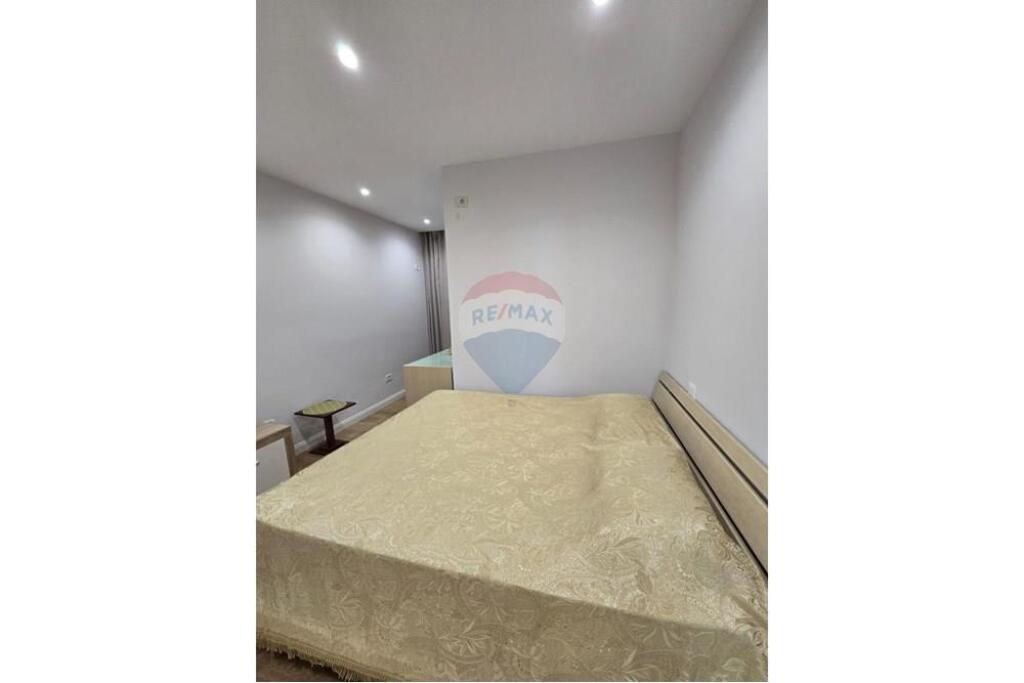 Apartment 2+1 me qera bllok