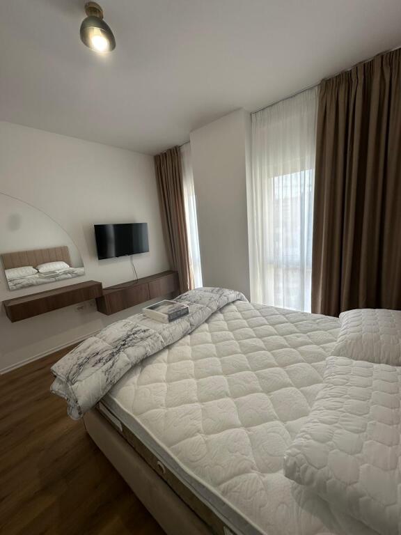 📍 Apartament me qira – Ne Qender te Tiranes Zogu Zi , Perballe Ring Center
