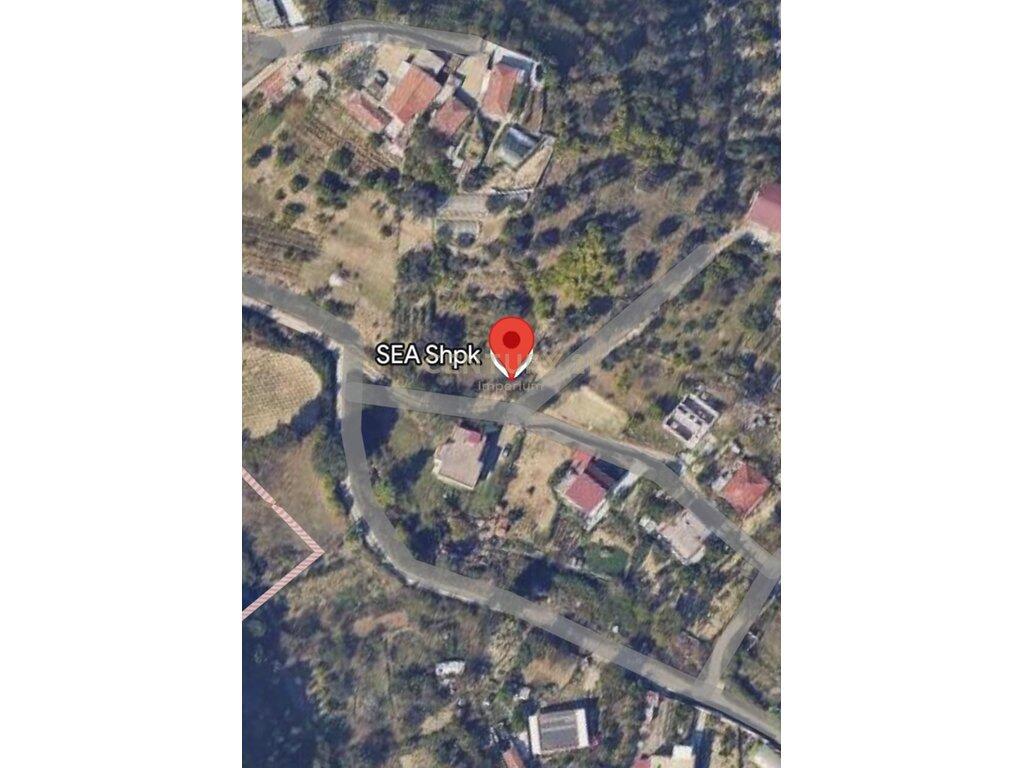 Terreno edificabile 1.250 m² con documentazione regolare nella zona di Prushi, Tirana