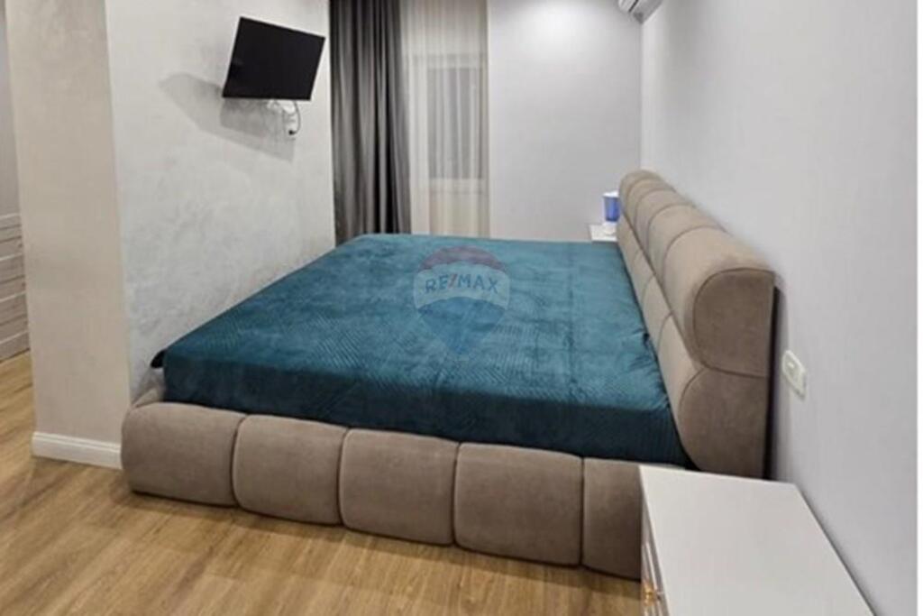 Apartment 2+1 me qera bllok