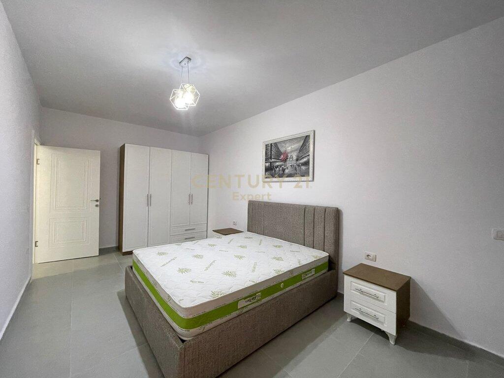 AFFITTIAMO APPARTAMENTO 1+1 CON POSTO AUTO, IN VIA DI DURAZZO!