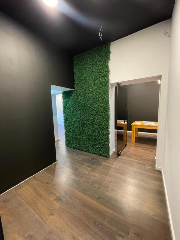 Property for sale in Bllok, for residence or business