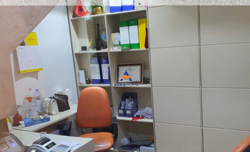 SHITET BIZNESI EXCHANGE 20M2 "RRUGA E KAVAJËS" 15.000 EURO