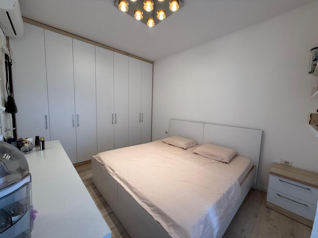 Apartament 1+1 tek 5 Maji me Hipoteke!