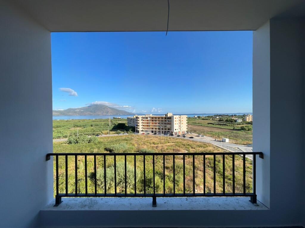Opportunity 1+1 for sale in Orikum with an unobstructed sea view