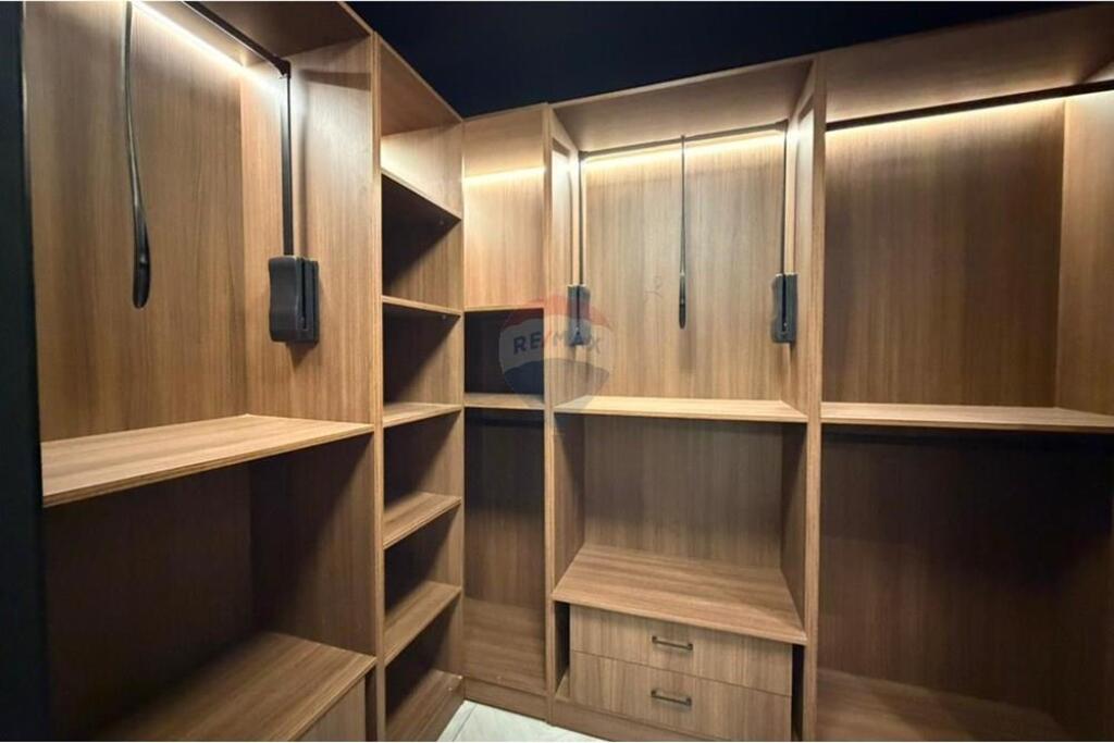 WE SELL APARTMENT 2+1+2 PARIS COMMUNE!