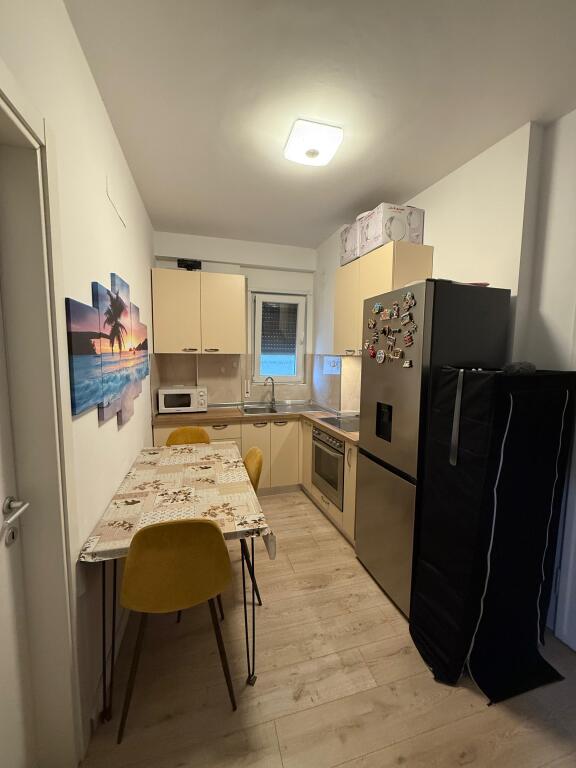 Apartament 1+1 tek 5 Maji me Hipoteke!
