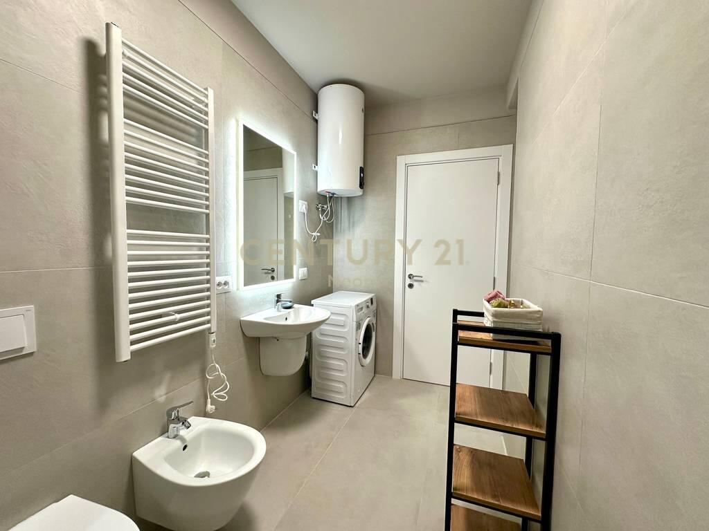 QIRA, APARTAMENT MODERN 1+1 ME POST PARKIMI‼️