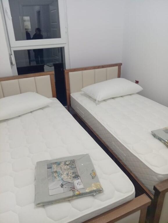 🏠 Jepet me Qera Apartament 2+1 ne  5 Maji 450 €uro