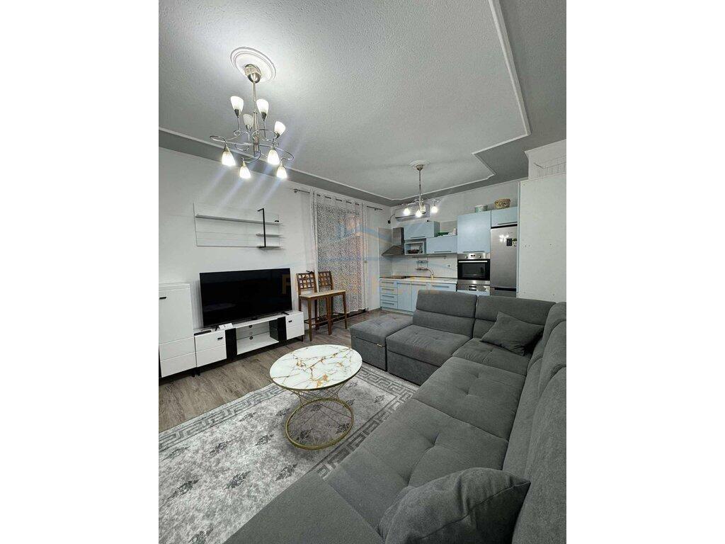 Qera , Apartament 2+1, Pran Harry Fultz, Tiranë