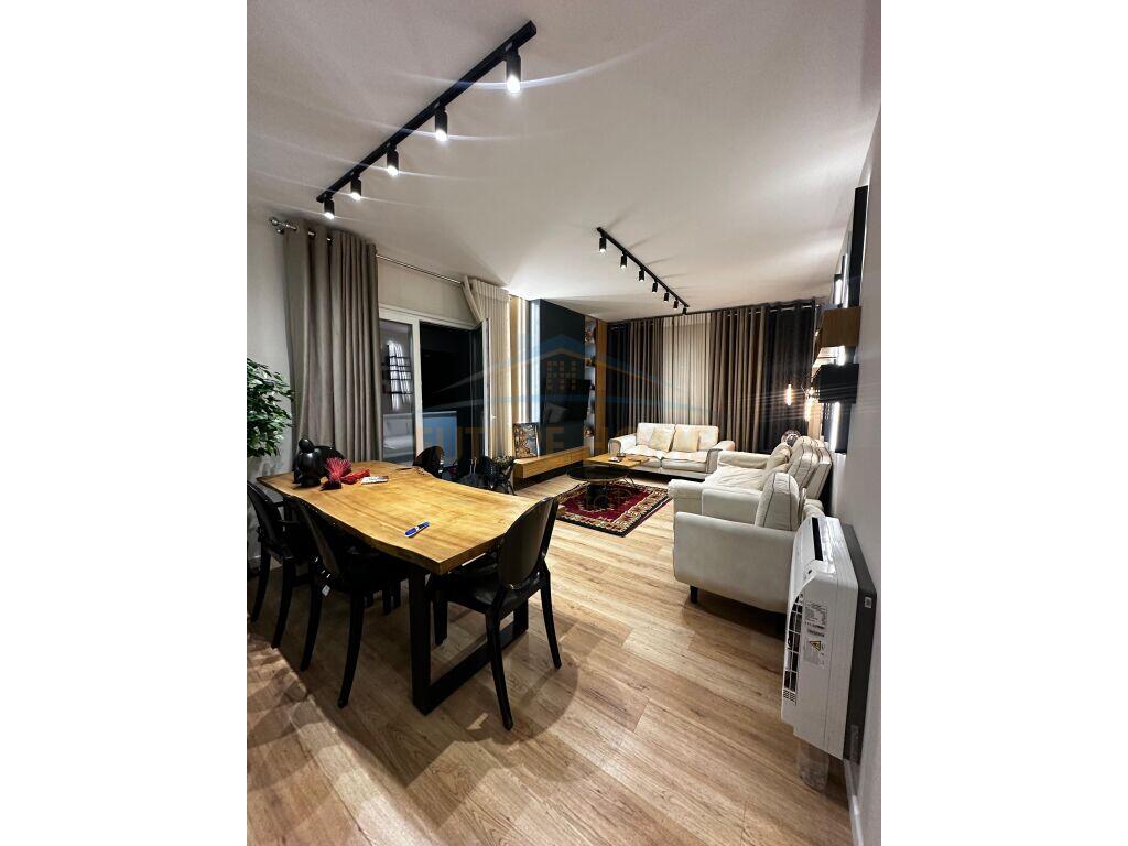 Qera, Apartament 2+1+2+ Post Parkimi, Kodra e Diellit, Tirane