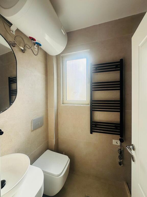 For rent Apartment 1+1+kitchen, Train Station, near the mill, 500 thousand lek