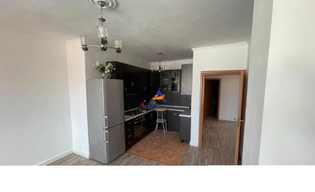 LOCALE UFFICIO IN AFFITTO 3+1+2 BALCONI "ALLA EX ESPOSIZIONE" 1.500 EURO