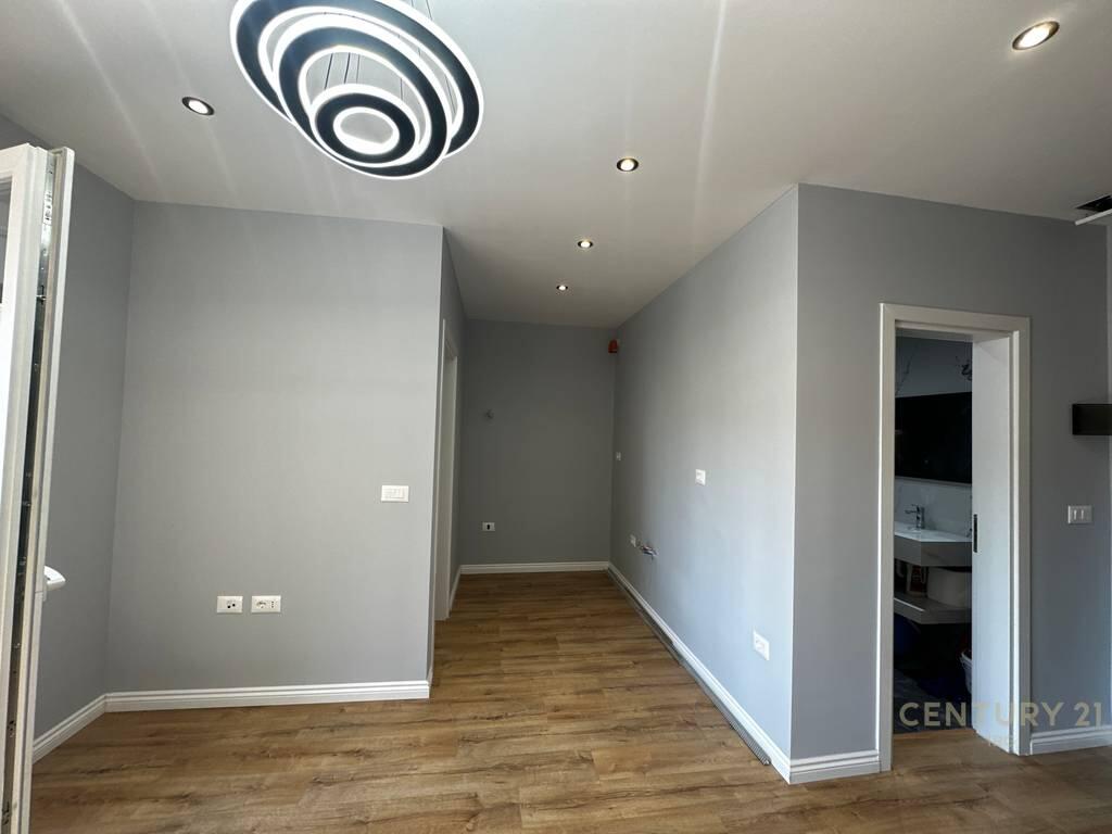 Apartment 1+1 for Sale – 5 Maji, Tirana!