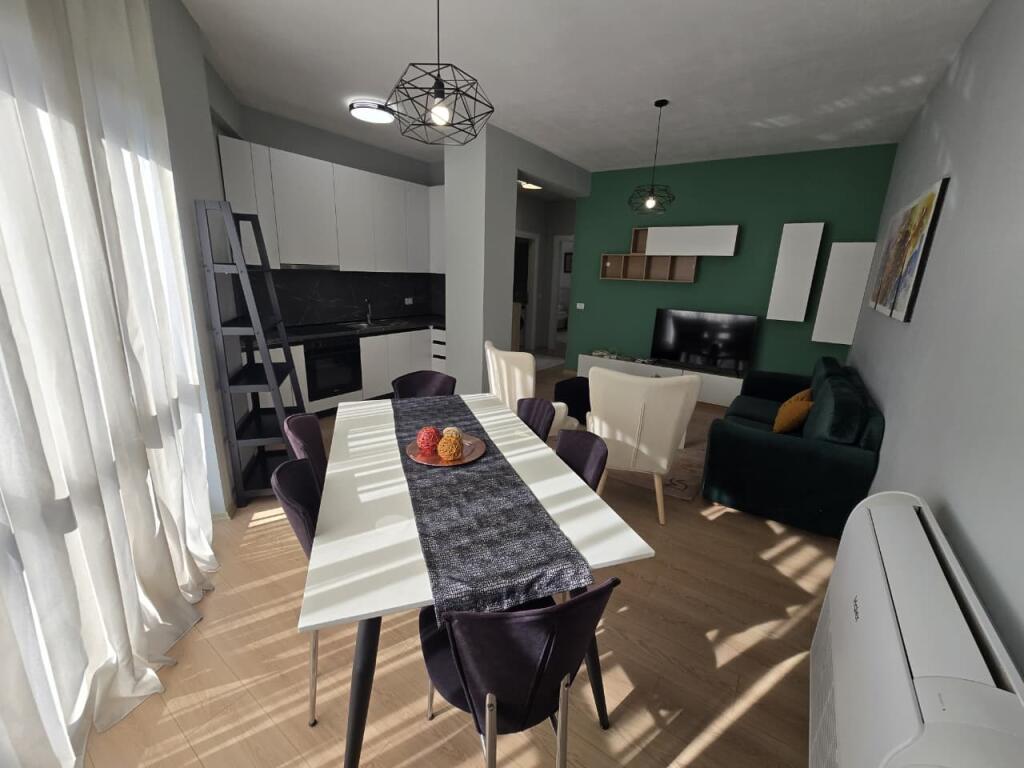 APARTAMENT ME QIRA 2+1+BALLKON +PARKIM TE OAZIS REZIDENCE FUSHA AVIACIONIT