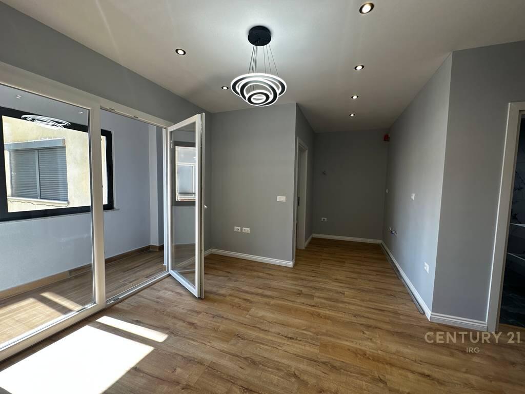 Apartment 1+1 for Sale – 5 Maji, Tirana!