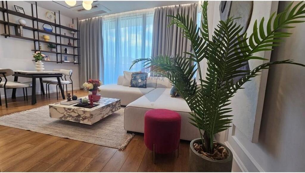 Apartament 2+1 per qira te Lake View