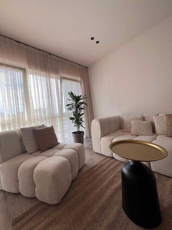 APARTAMENT  1+1 ME QIRA Emerald Center
