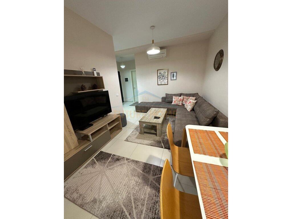 FOR SALE APARTMENT 1+1+YARD VALAMAR RESIDENCE, LALEZ BAY