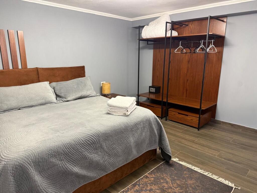 Duplex 1+1, arredato, via Elbasan, 500 euro