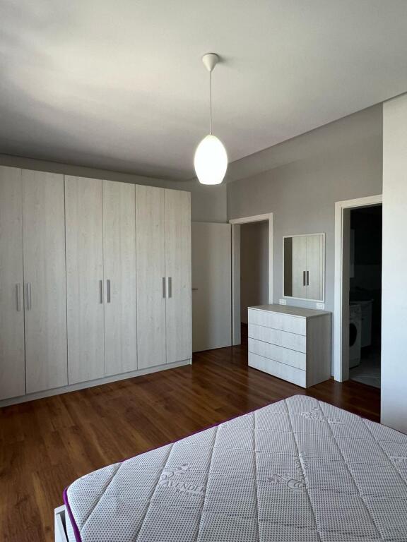 Apartament me qera 2+1 ne Astir