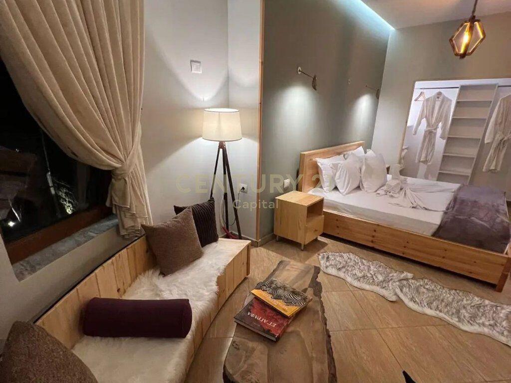 Super hotel in vendita a Voskopojë.