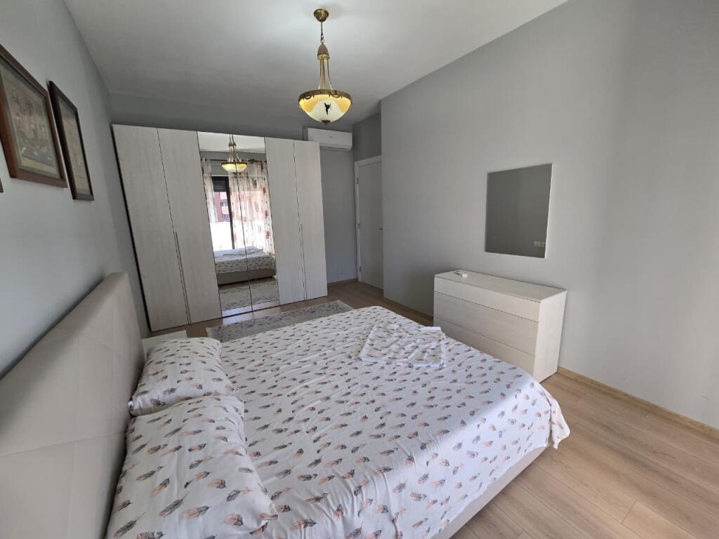 APARTAMENT ME QIRA 2+1+BALLKON +PARKIM TE OAZIS REZIDENCE FUSHA AVIACIONIT