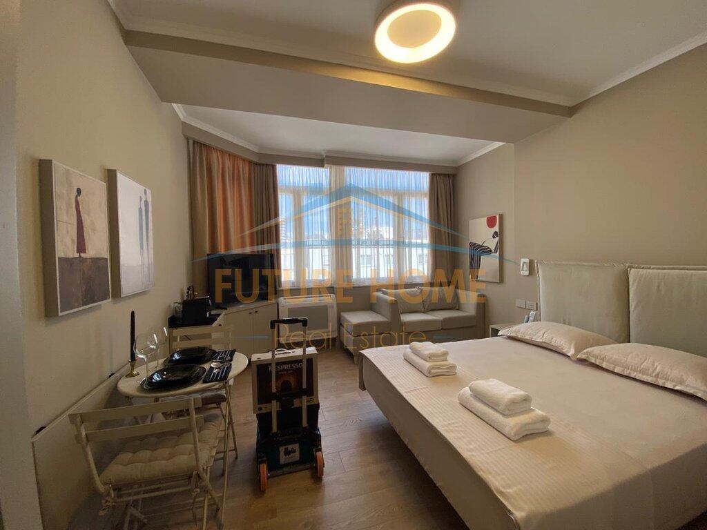 STUDIO APARTMENT FOR SALE IN THE MUNICIPALITY OF PARIS  