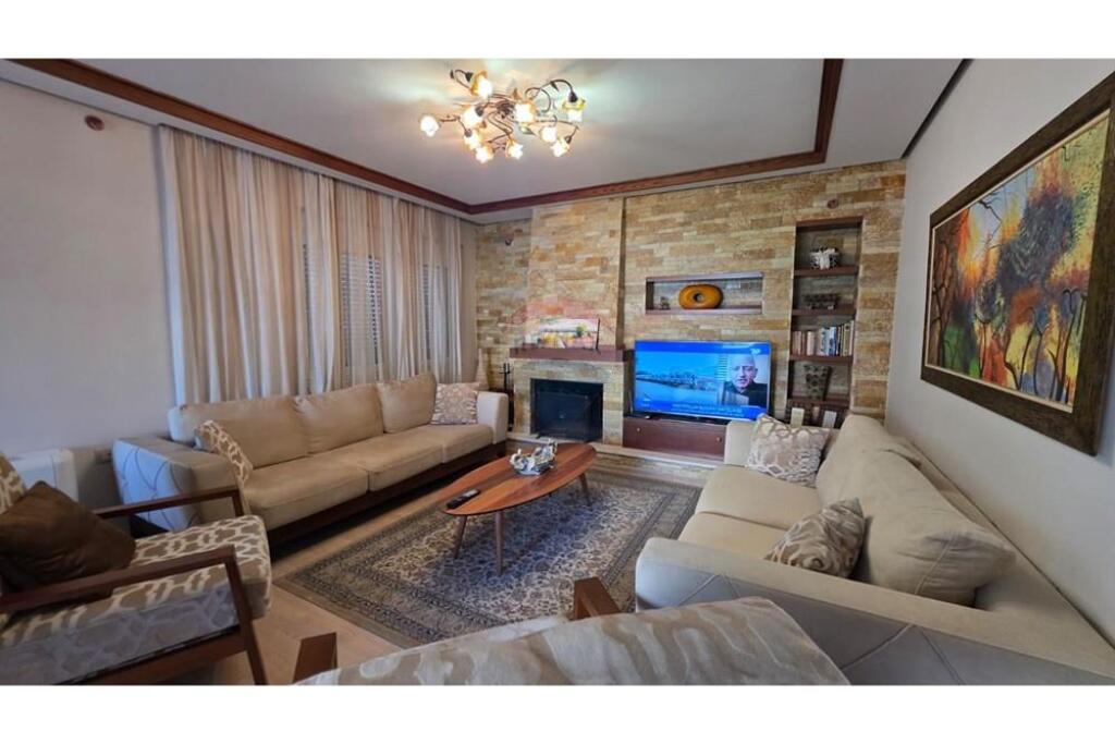 Apartment - For Rent - Ismail Qemali Street, Tirana