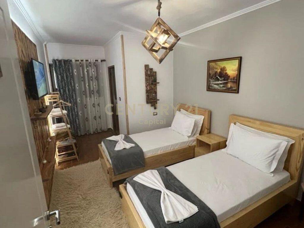 Super hotel in vendita a Voskopojë.