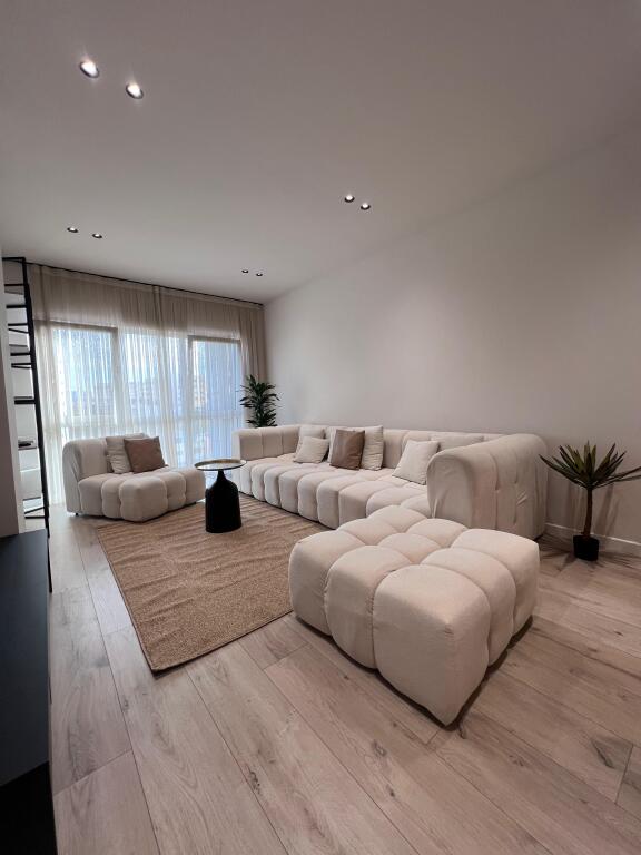 APARTAMENT  1+1 ME QIRA Emerald Center