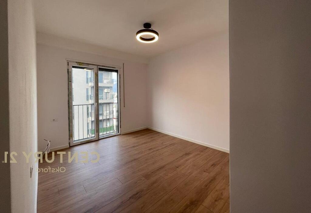 SHITET APARTAMENT 2+1 ME POST PARKIMI NE ASTIRE.