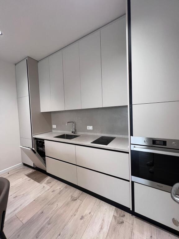 APARTAMENT  1+1 ME QIRA Emerald Center