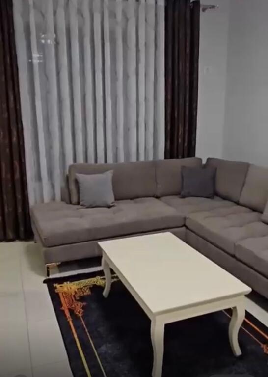Apartament 2+1 me qira ne kamez