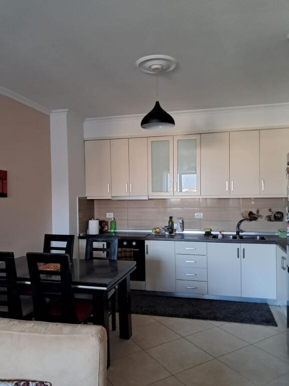Jepet me qira apartament 2+1+2 ne Astir!
