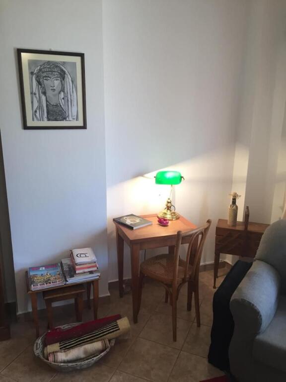 Apartament 1+1+ballkon 400€ Rruga Myslym Shyri