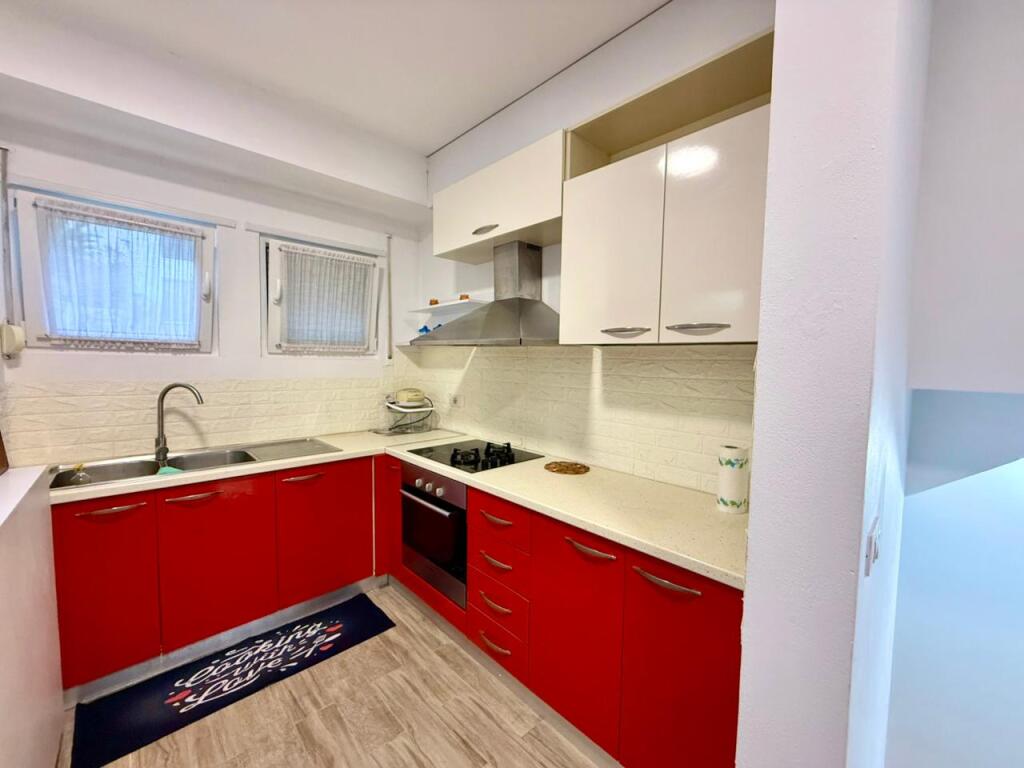 APARTAMENT DUPLEKS 2+1 PER QIRA
