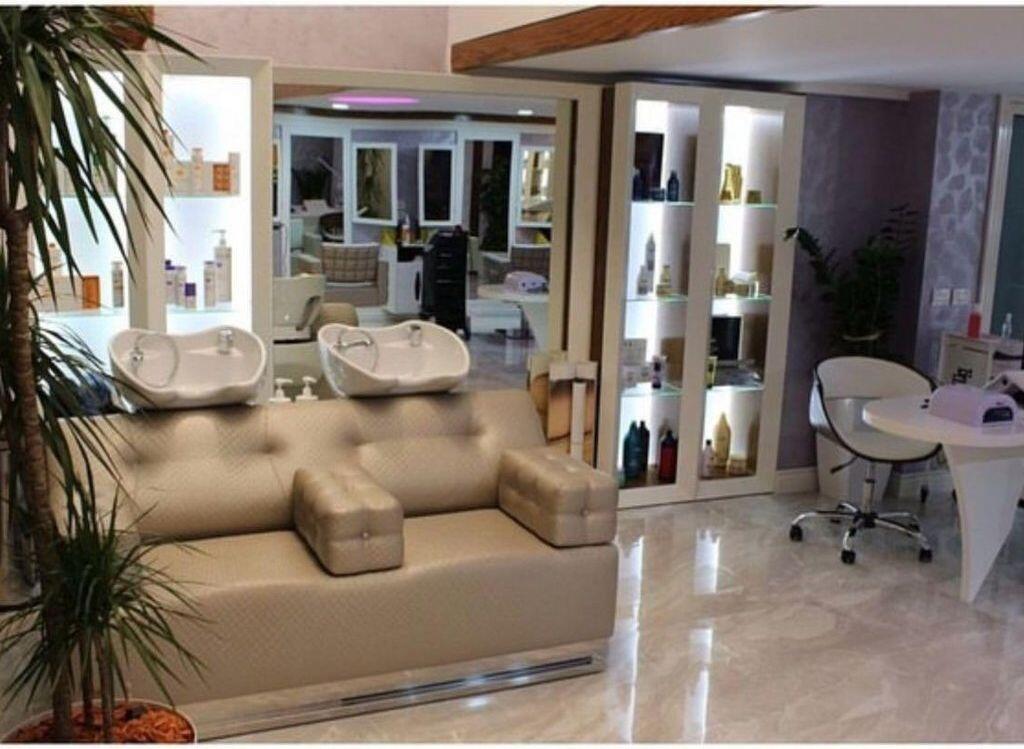 For Rent – Furnished Duplex Space Aesthetic Center, Hairdresser