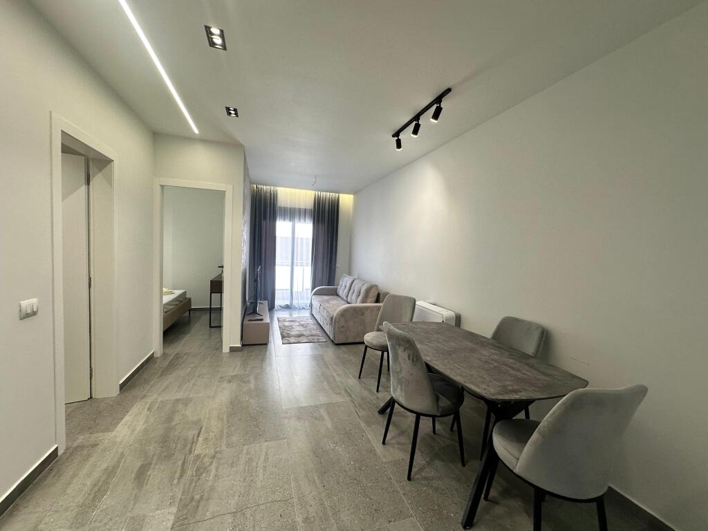 Apartament me qira 1+1/Vlorë