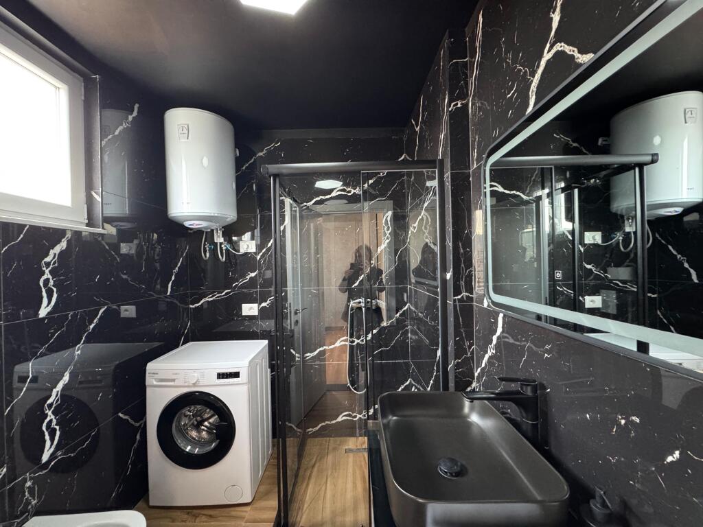 Apartament 2+1+2 per shitje te Ish-Ekspozita - Më shumë