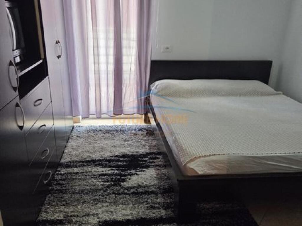 Apartment 1+1 for rent at Jordan Misja Street