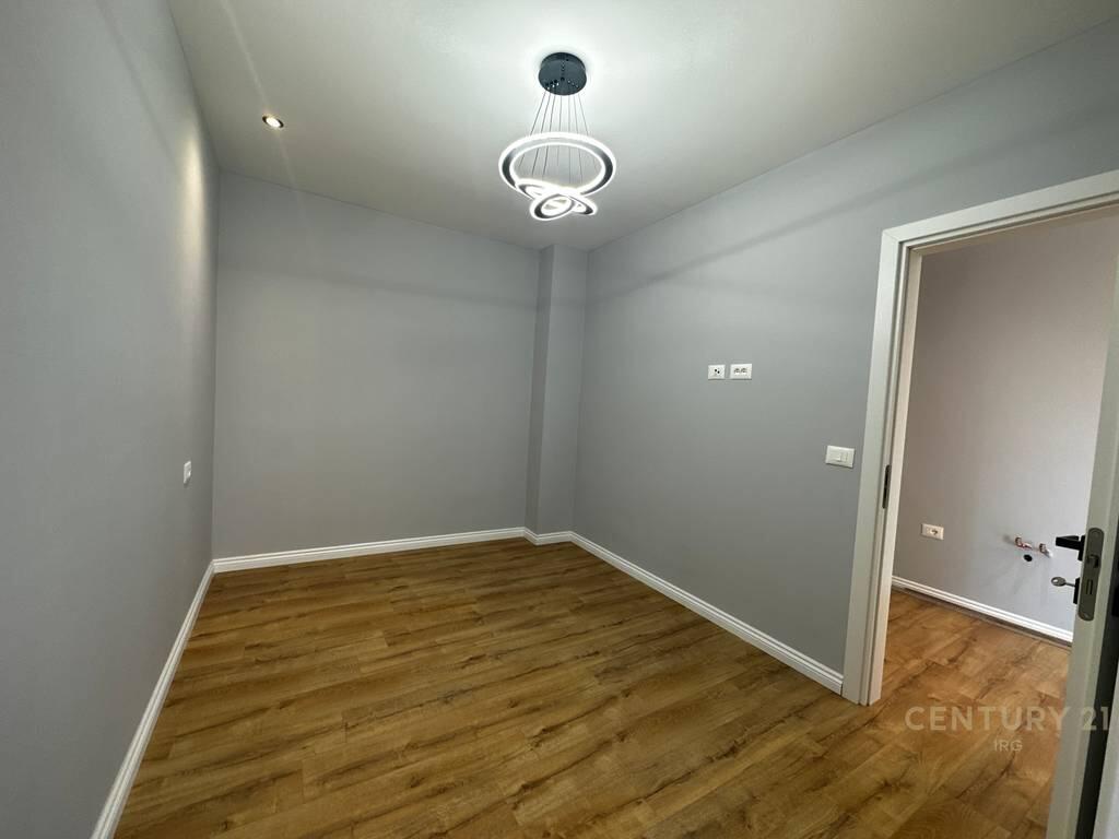 Apartment 1+1 for Sale – 5 Maji, Tirana!