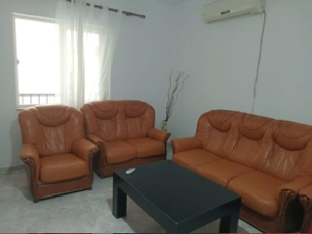 Apartament 2+1 afer 2 palmave ne Astir me 450