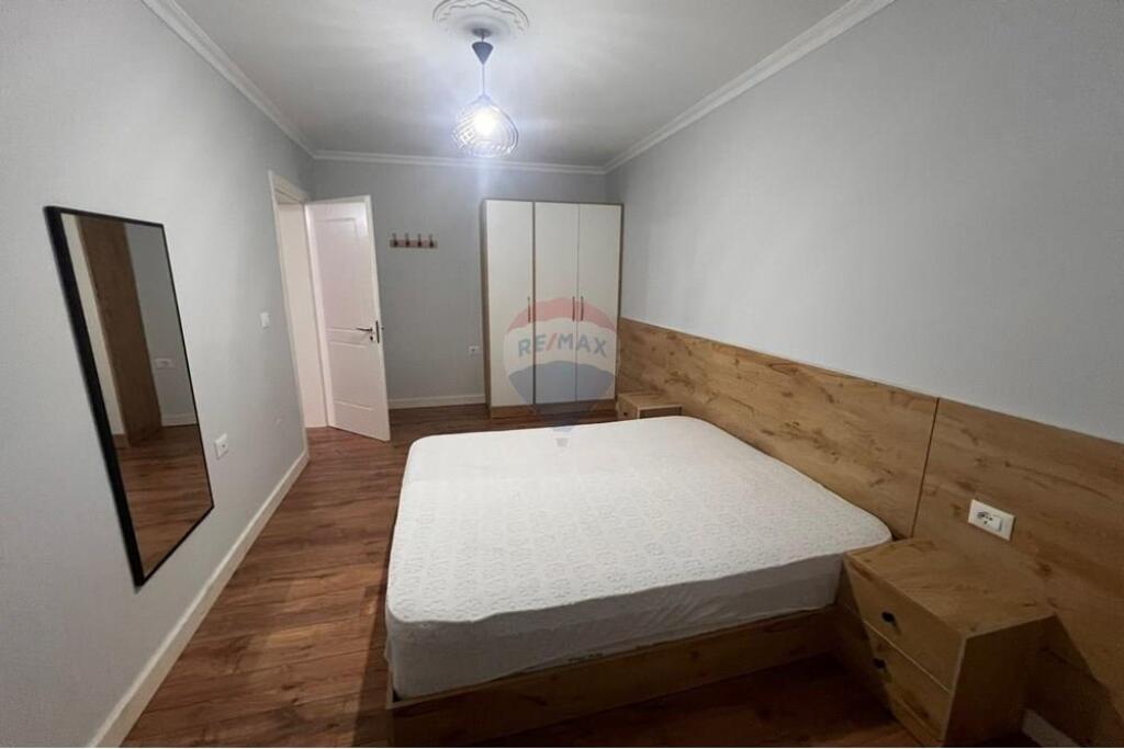 Appartamento - In Affitto - Myslym Shyri, Tirana