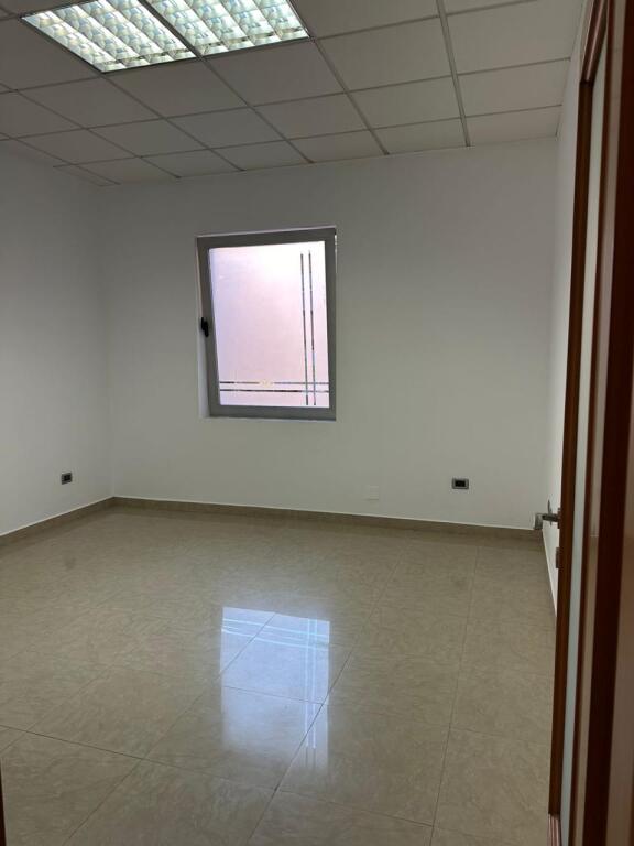 🏙️ In the heart of Blloku – perfect environment for your business!  📍 Location: Main boulevard, with a large facade for business advertising. 💼 Typology: Apartment 2+1+1, ideal for business l