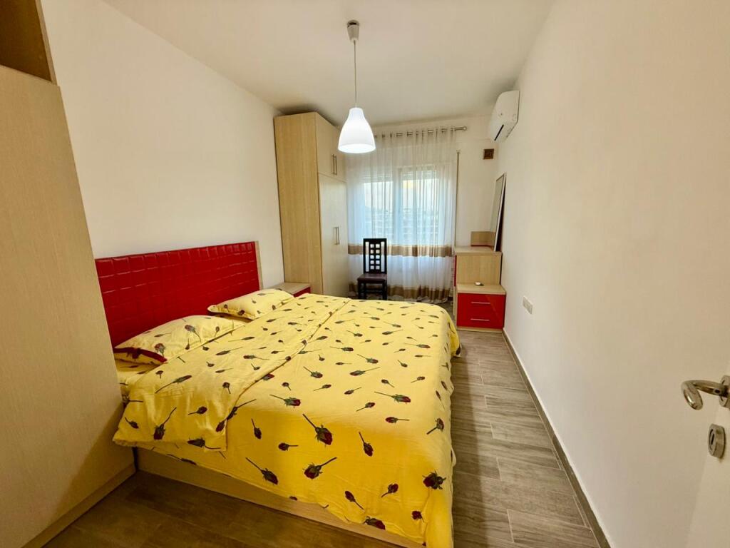 APARTAMENT DUPLEKS 2+1 PER QIRA