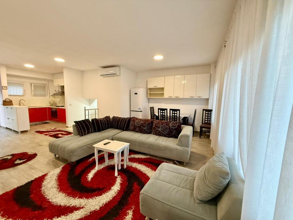APARTAMENT DUPLEKS 2+1 PER QIRA