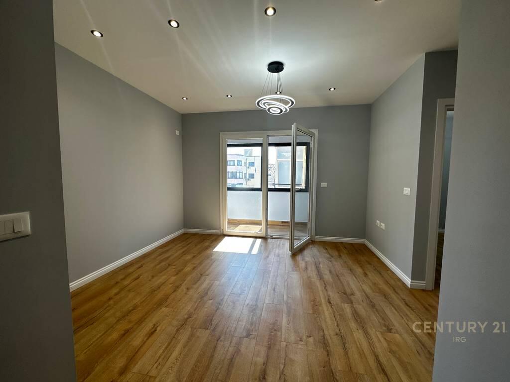 Apartment 1+1 for Sale – 5 Maji, Tirana!