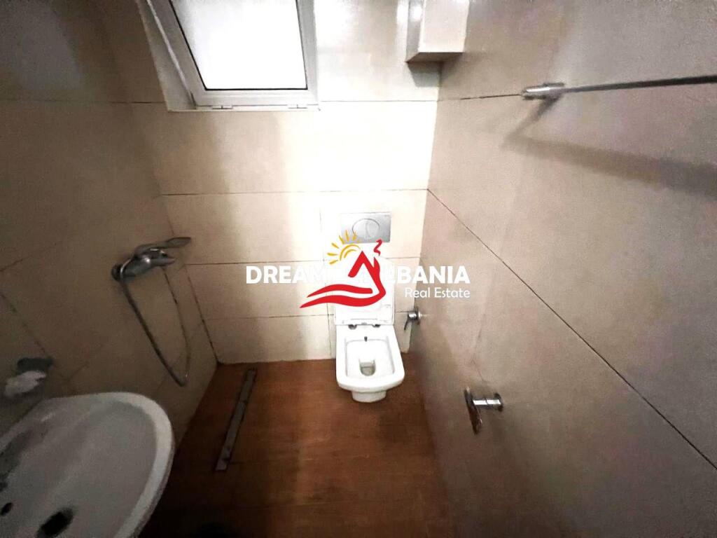Studio apartment for sale on Ferit Xhajko street, near the former Durres Restaurant in Tirana(ID 4109115)