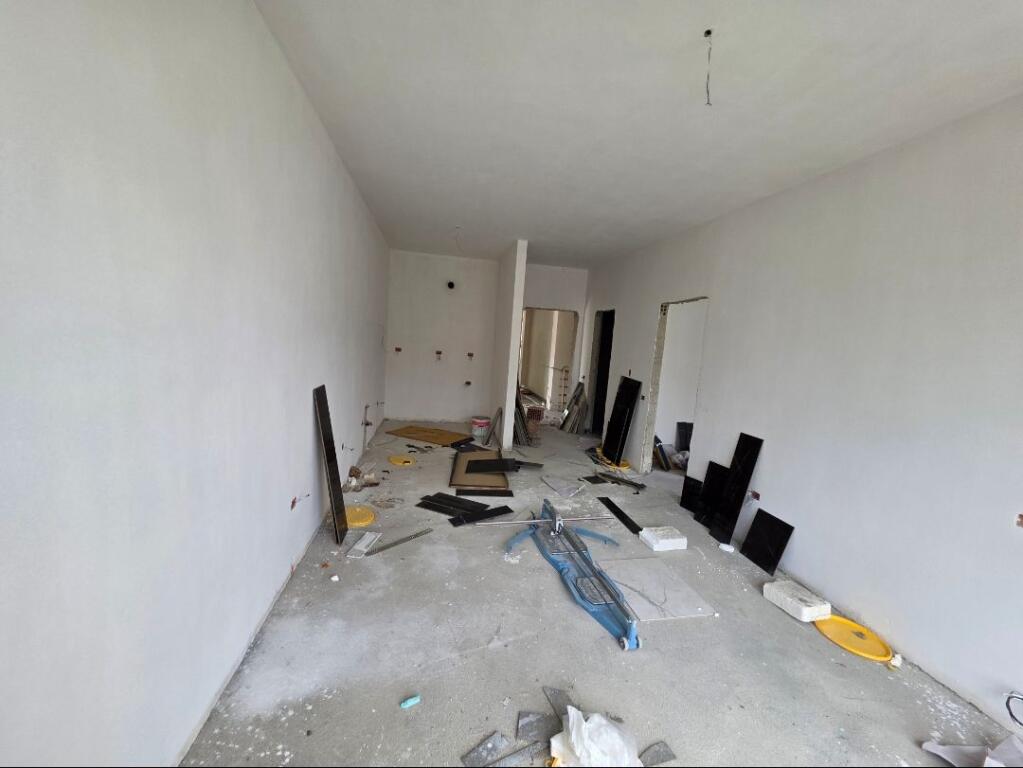 Porcelan Shitet Apartament 1+1